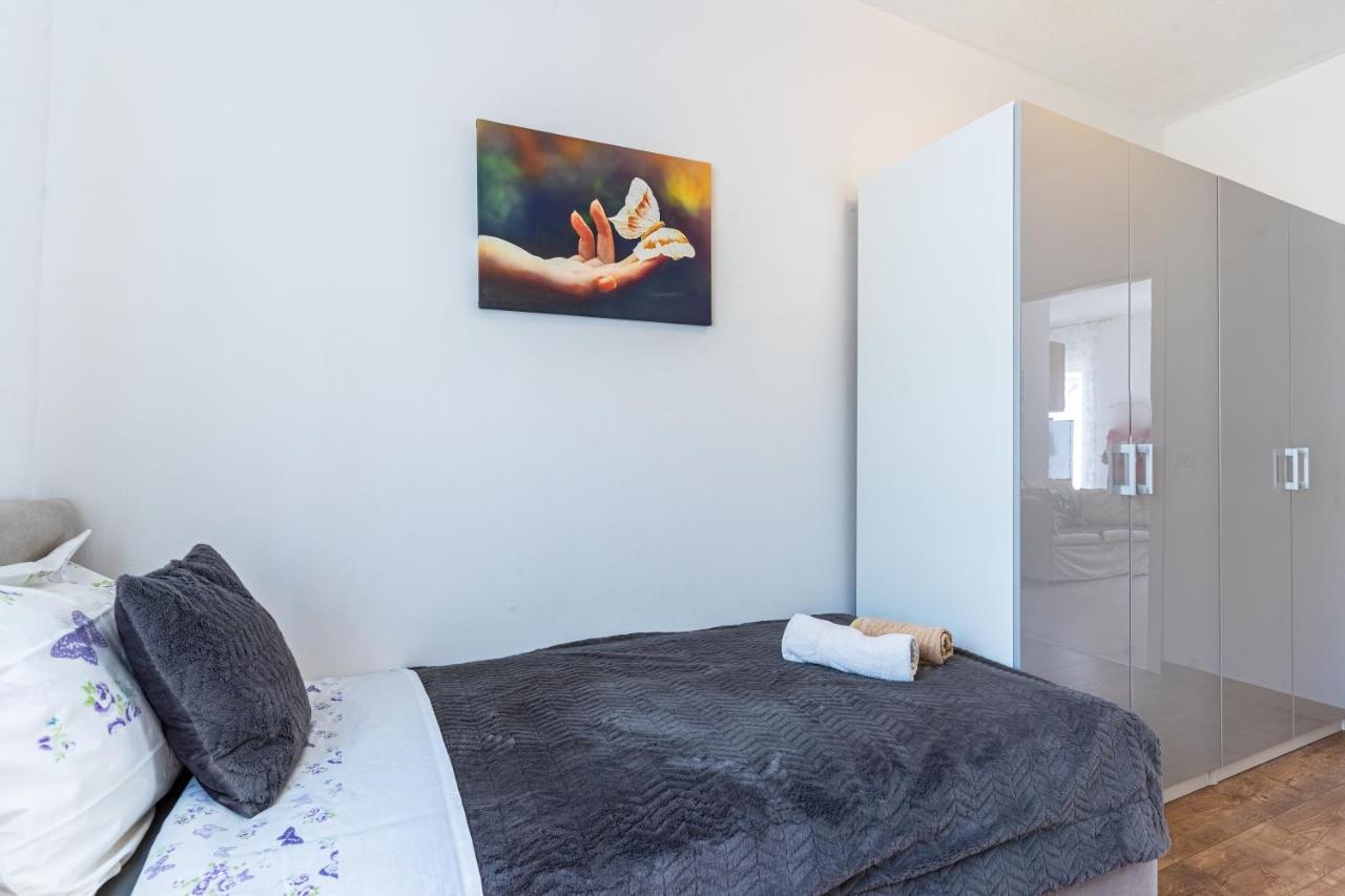 Apartments Tatjana II 크레스 외부 사진